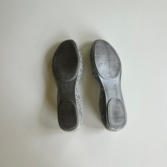 Melissa Gray Perforated Flats - Picture 4 of 4